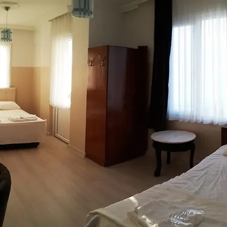 Panzió Klas Si̇le *