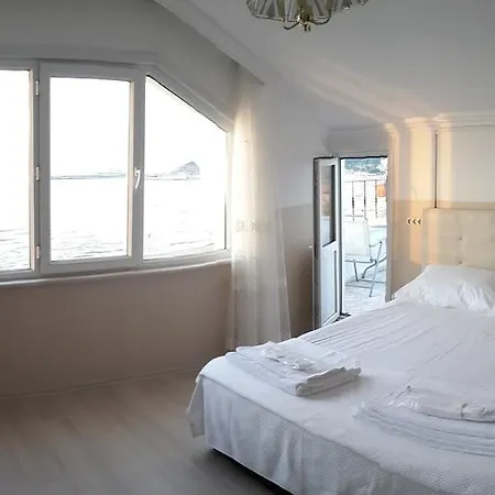 Klas Si̇le Panzió *